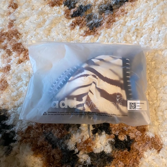 Abstract Art Stitched Triangle & Cheeky Mid Rise Bikini Set - Picture 5 of 5